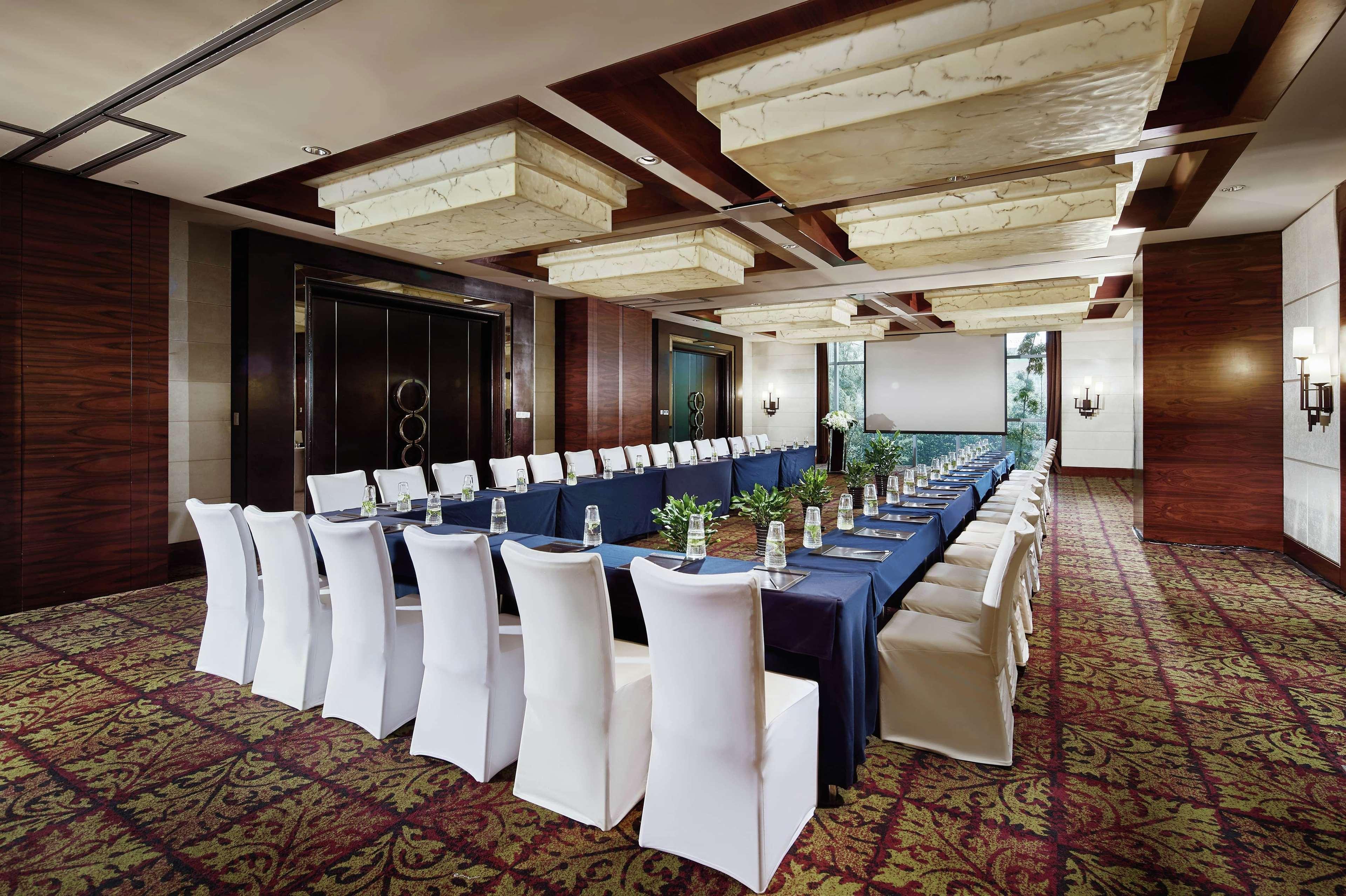Hilton Hongqiao 5* Shanghai