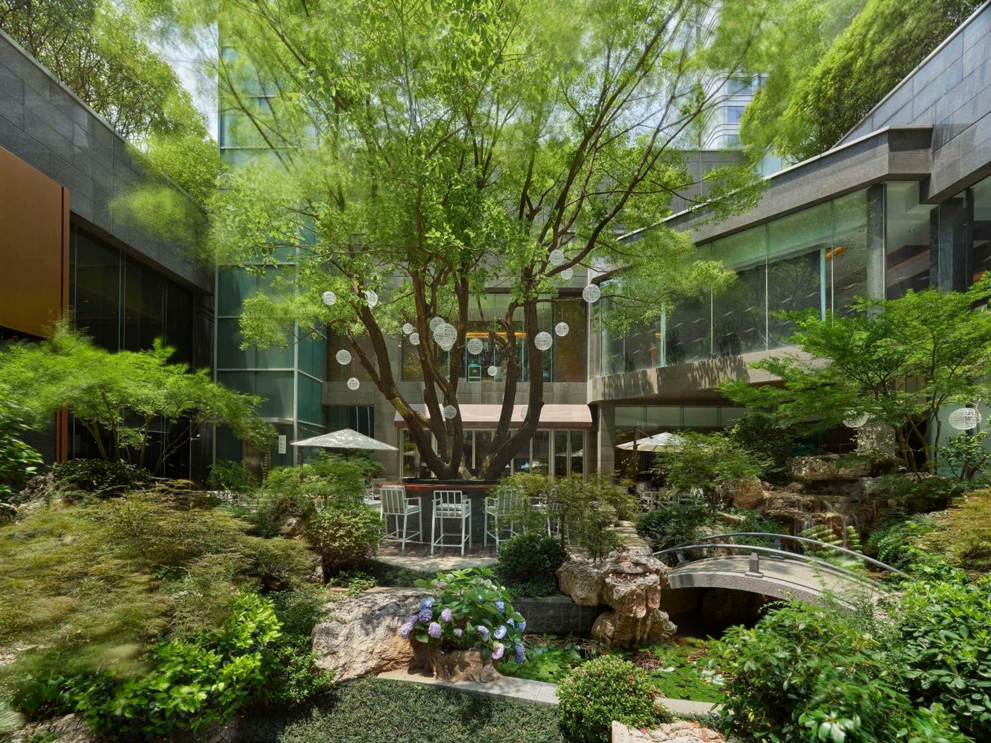 Hotel Hilton Hongqiao